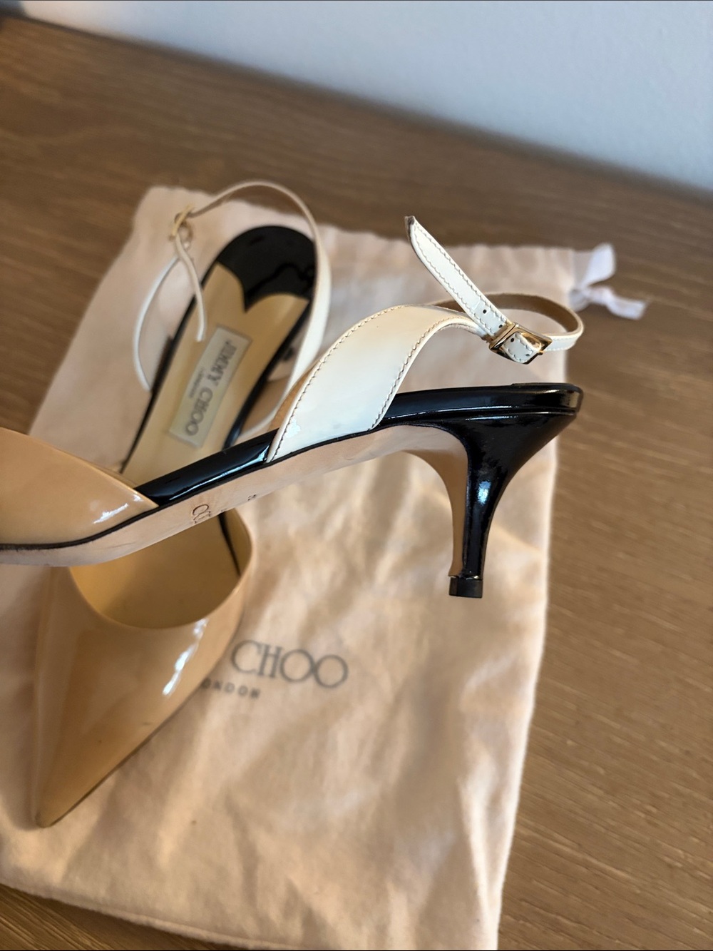 Jimmy Choo Nude Patent Pointed Slingback Kitten Heels - Picture 6 of 6